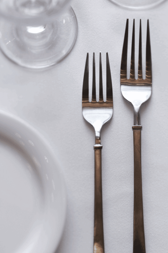 Royal Caribbean Restaurants: A Complete Dining Guide - Cruising to Sunshine