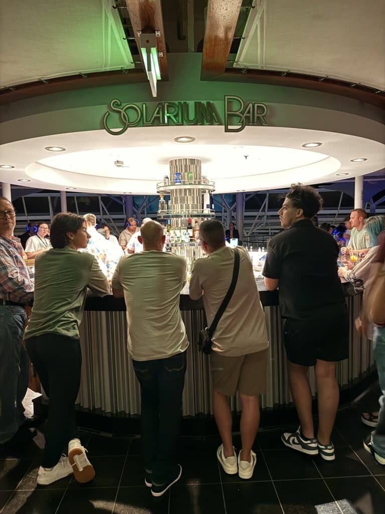 Solarium Bar in evening