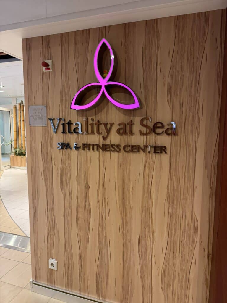 how to get the best deals on cruise spa packages