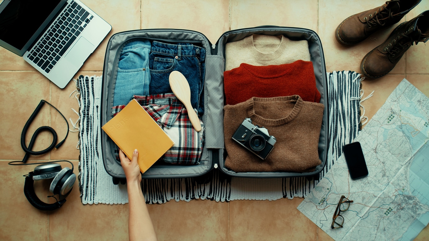 Alaska Cruise Packing List: Cold-Weather Essentials, Layering Tips & Must-Have Accessories
