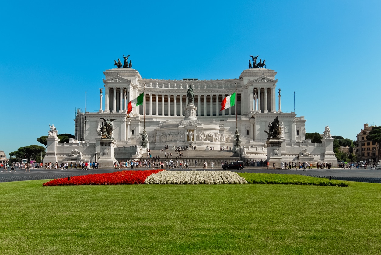 Piazza Venezia & the Vittoriano – Rome, Italy