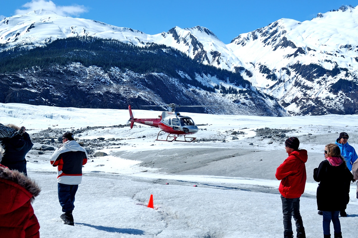 Helicopter Tour Over the Glaciers – Juneau, Alaska