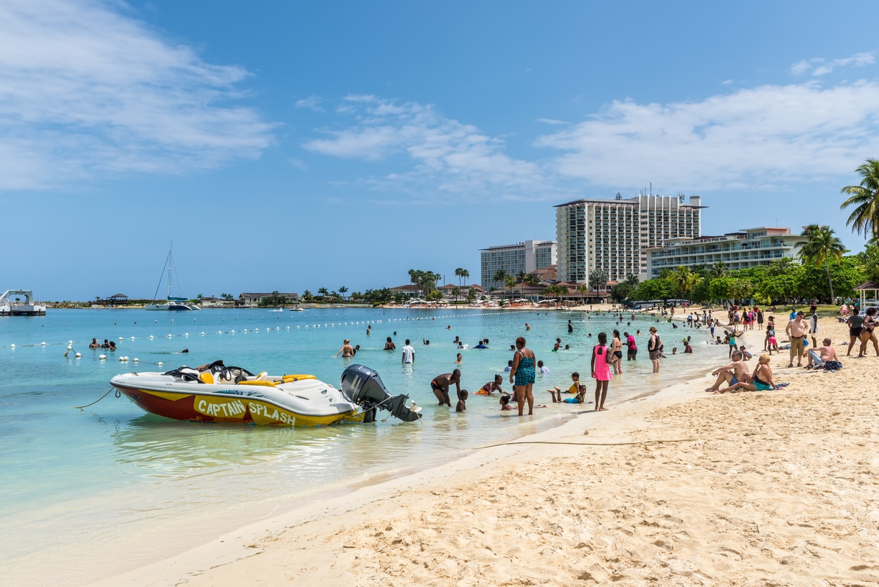 Ocho Rios Bay Beach – Ocho Rios